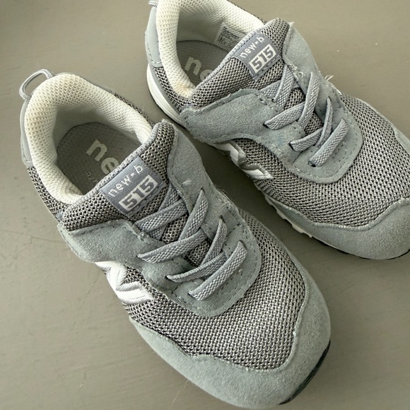 New Balance toddler - Picture 2 of 3